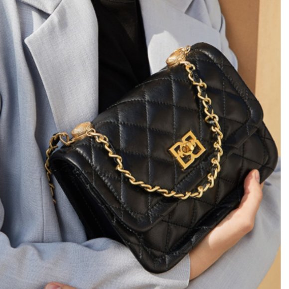 Casual portable messenger bag